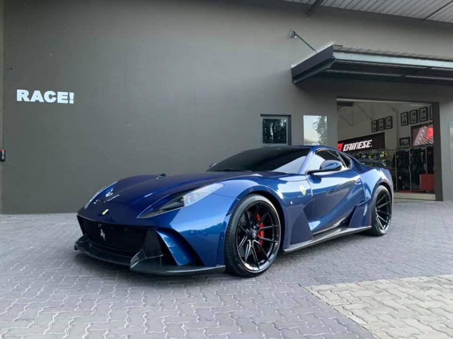  Ferrari 812 Superfast N-Largo by Novitec Rosso & RACE! 2019 года  (фото 1 из 18)